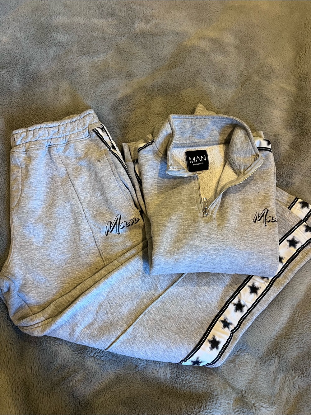 Boohoo Grey Men's Jogger Set with Black Star Side Trim L